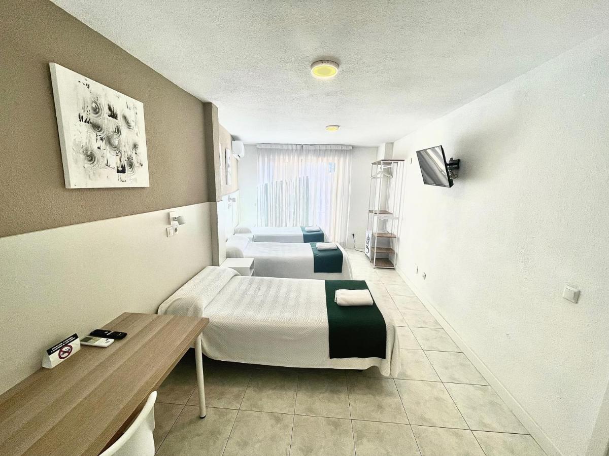 Pension Venecia Pinto Exterior photo