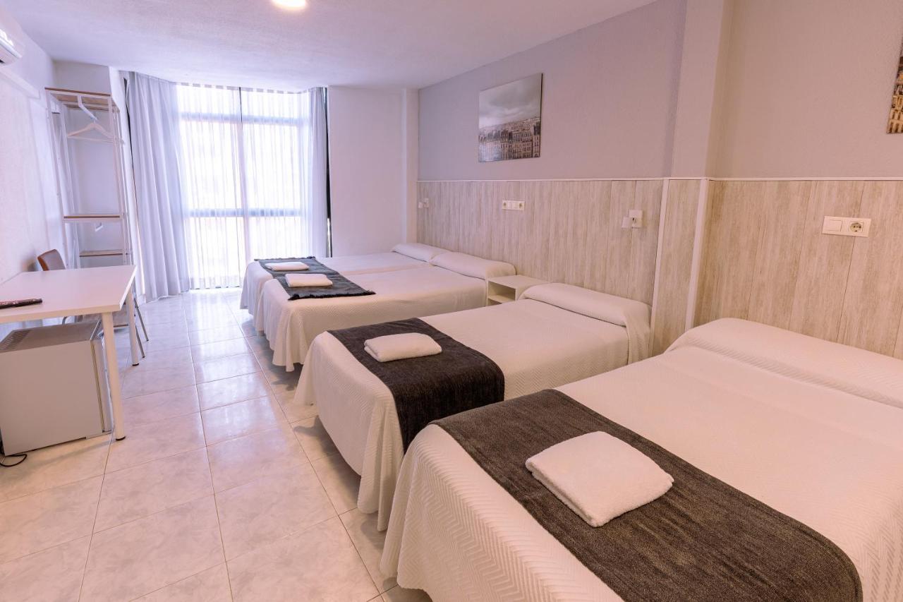 Pension Venecia Pinto Exterior photo