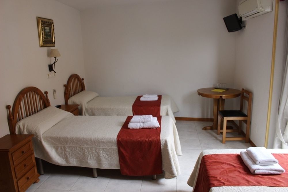Pension Venecia Pinto Exterior photo